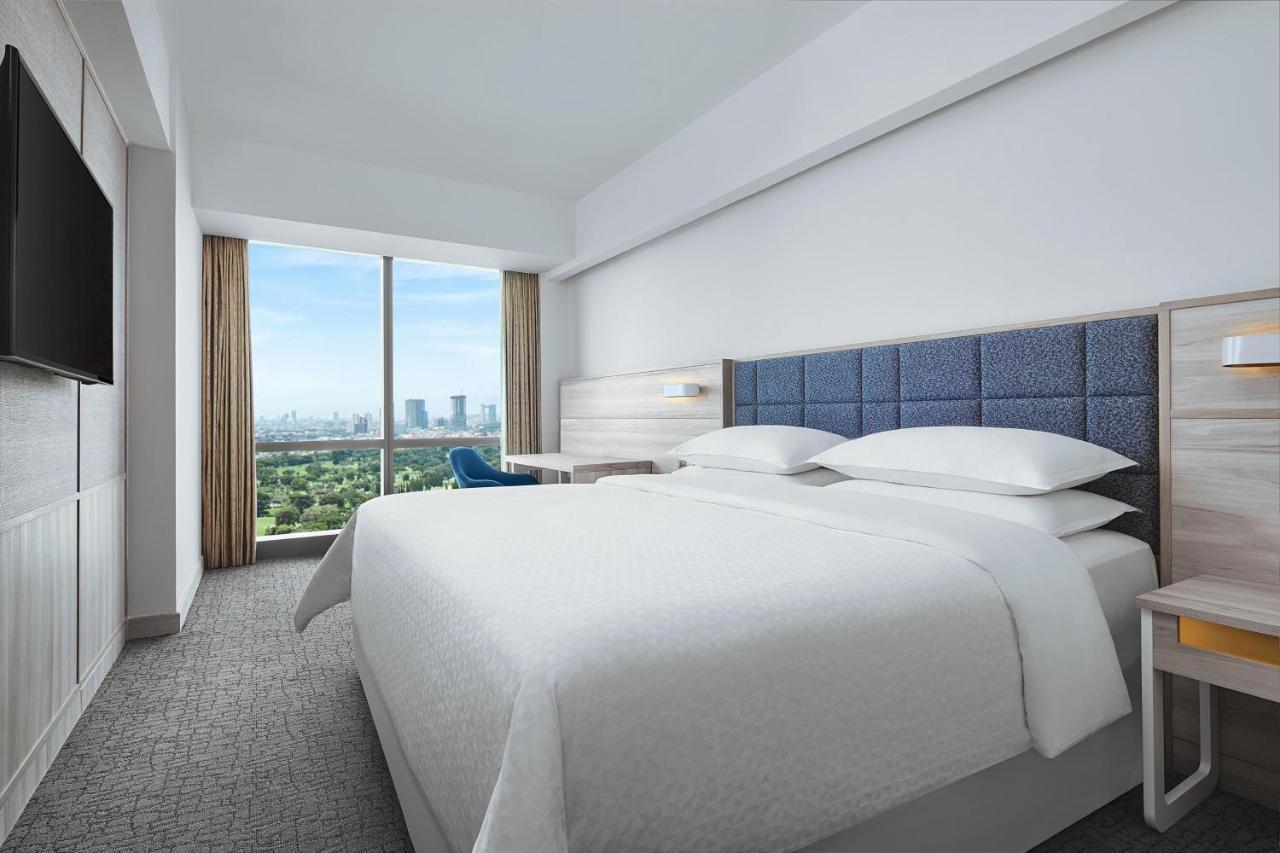 Four Points By Sheraton Surabaya, Pakuwon Indah Eksteriør bilde