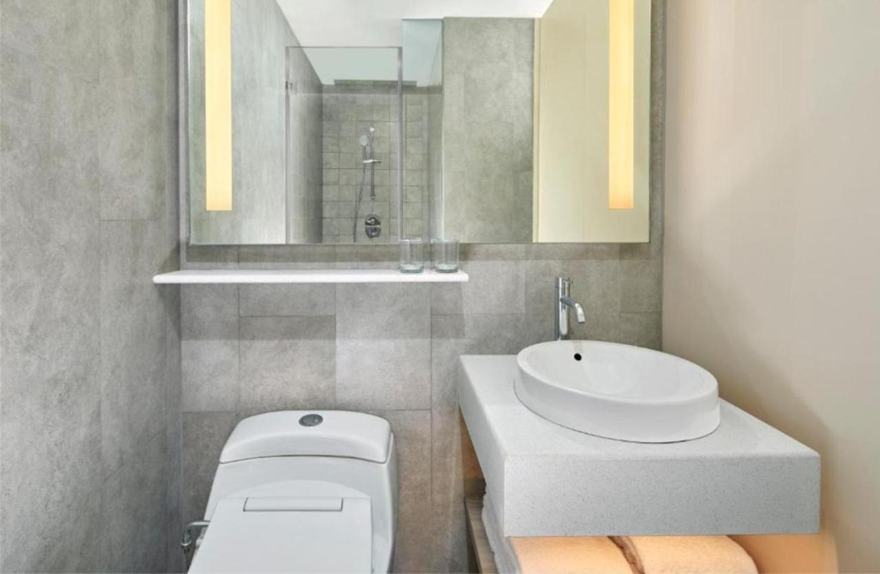 Four Points By Sheraton Surabaya, Pakuwon Indah Eksteriør bilde
