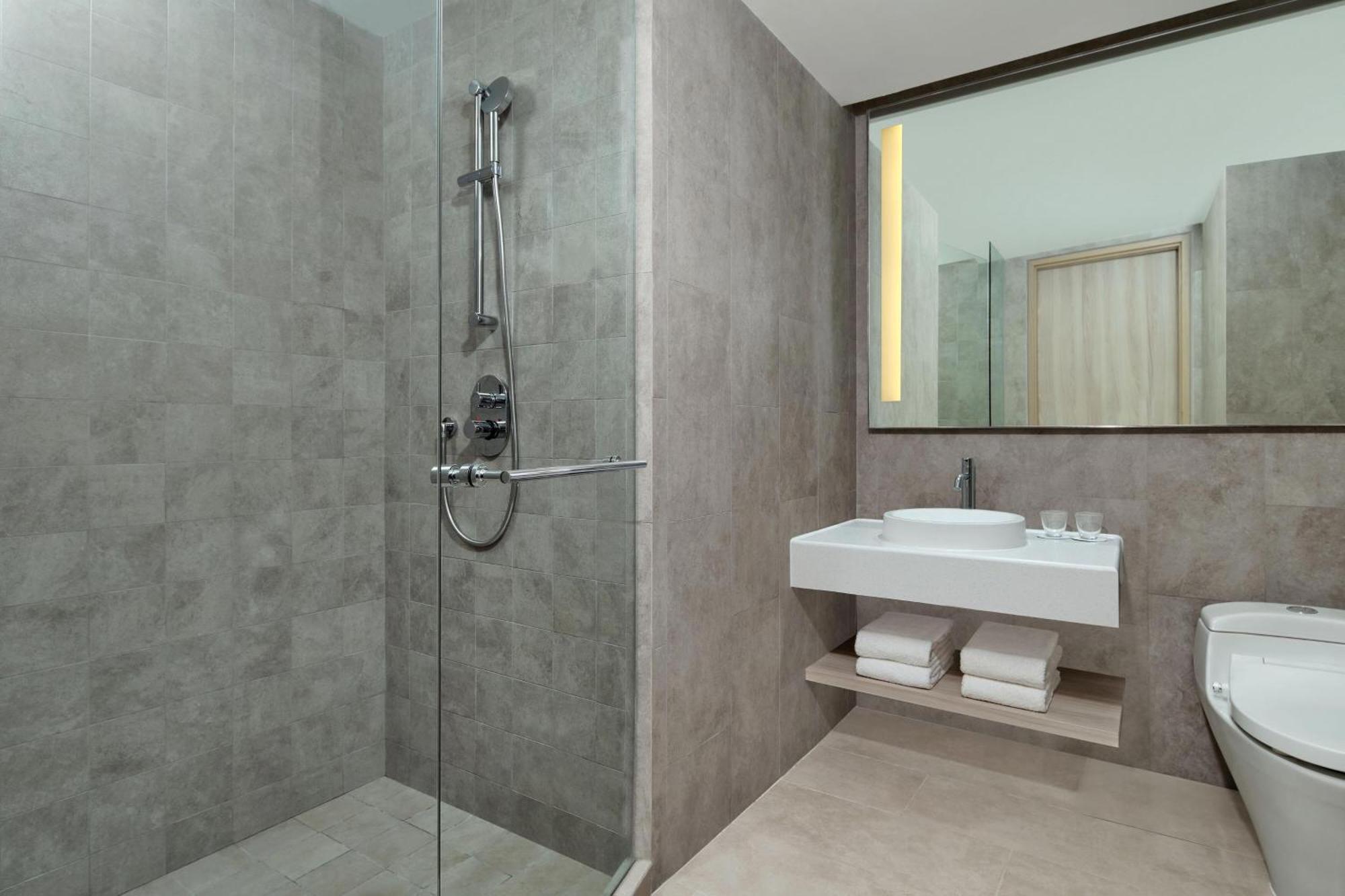 Four Points By Sheraton Surabaya, Pakuwon Indah Eksteriør bilde