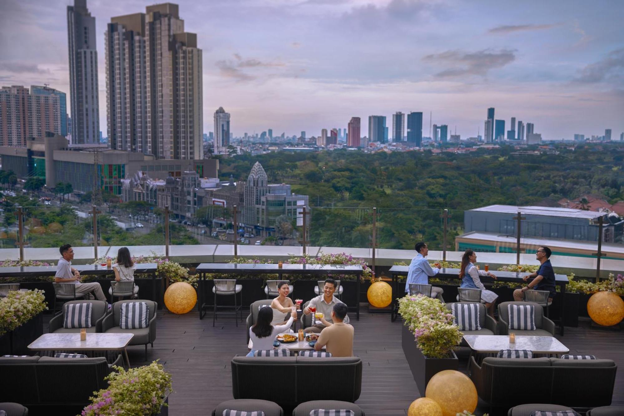 Four Points By Sheraton Surabaya, Pakuwon Indah Eksteriør bilde
